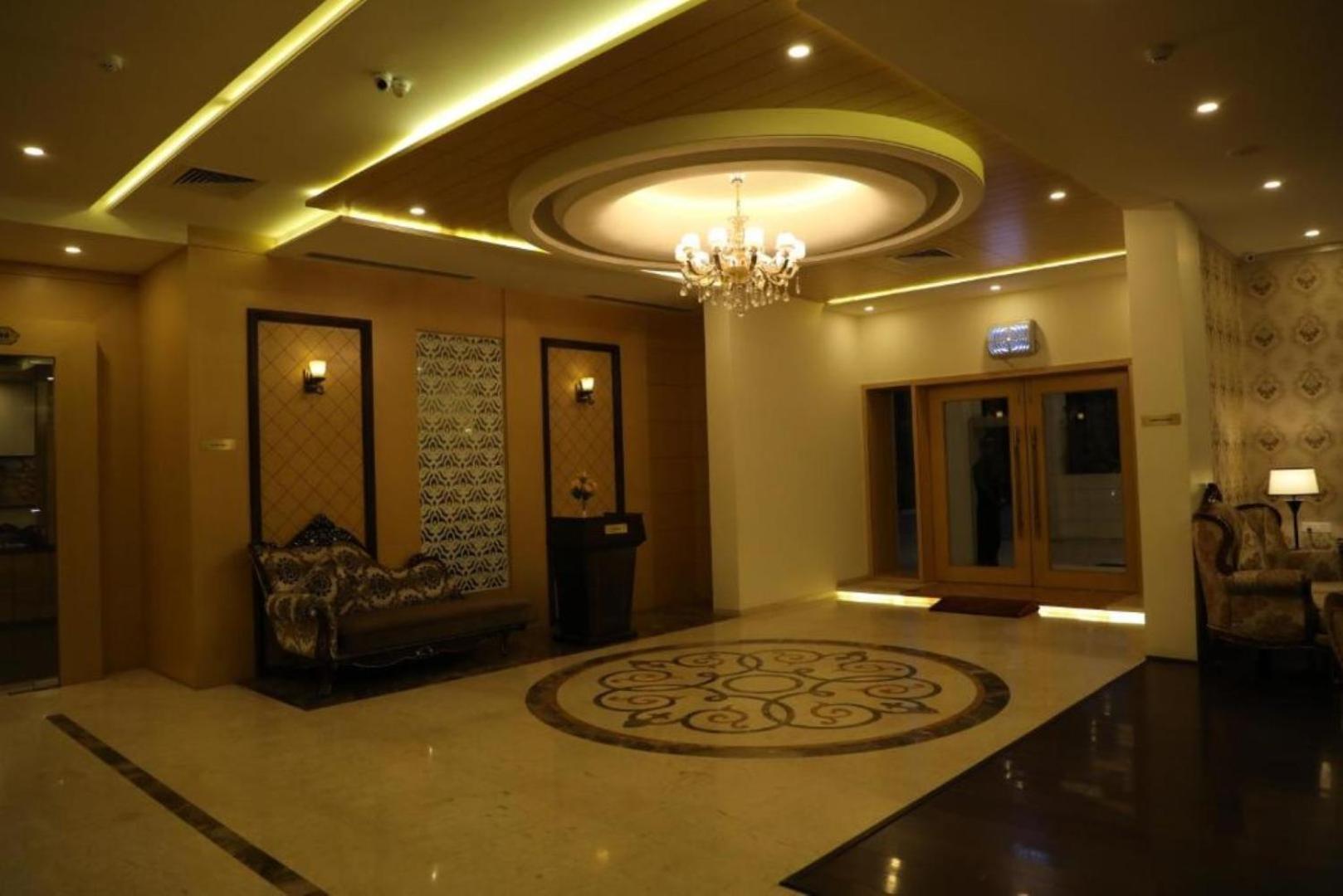 Hotel Roma Kristo Дварка Экстерьер фото